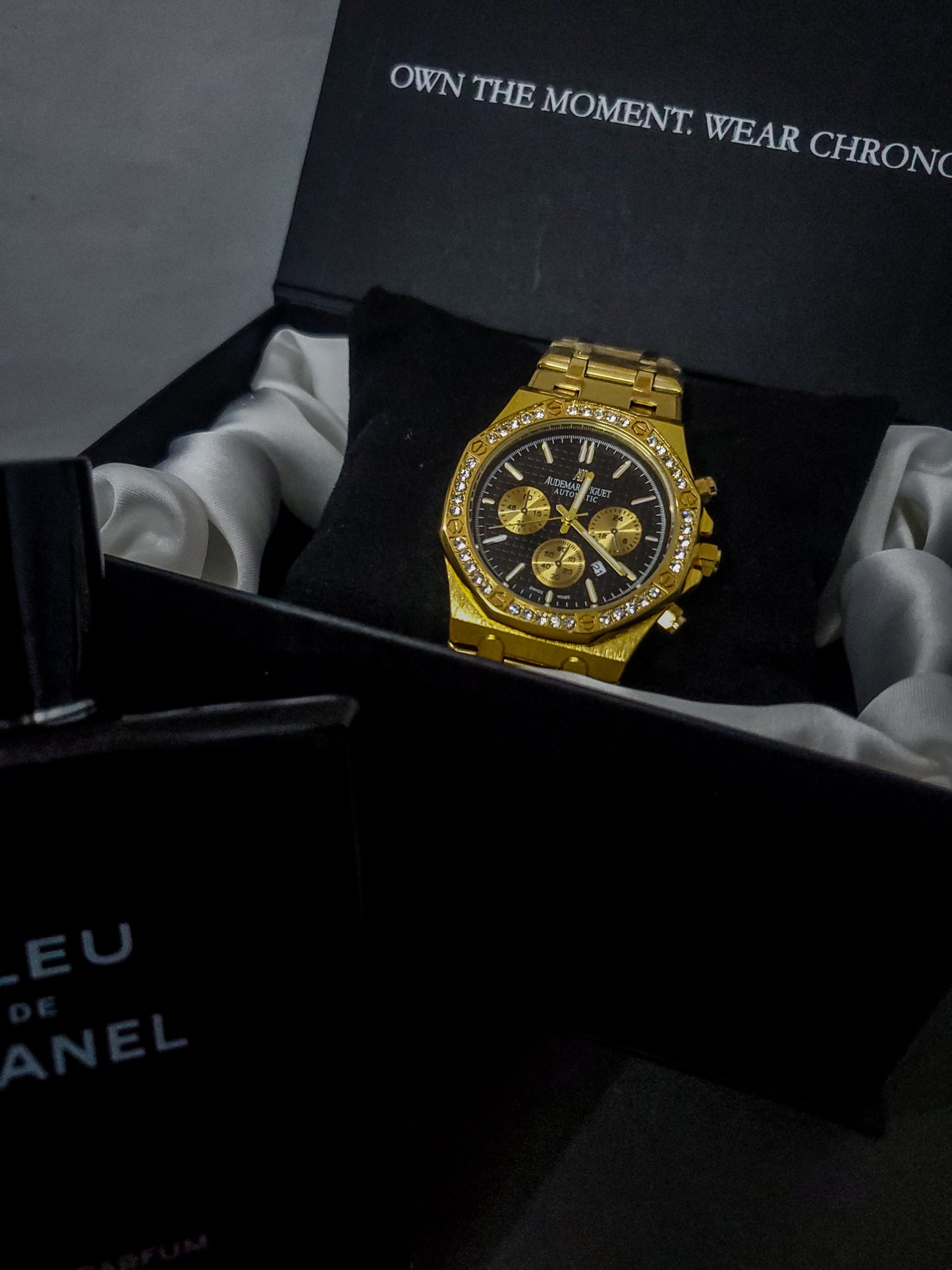 AP GOLD ROYAL OAK - LIMITED PHANTON EDITION (60% OFF)
