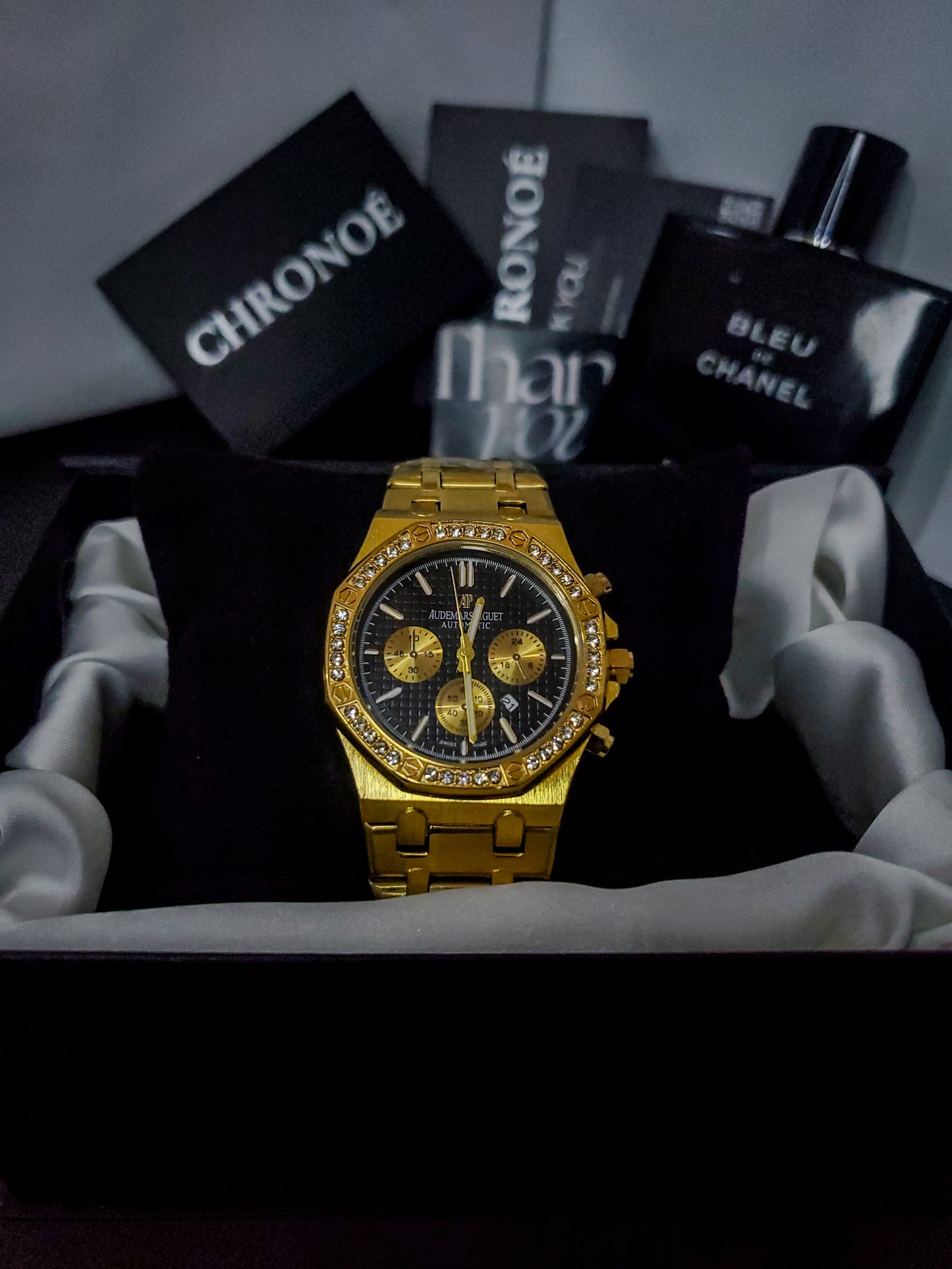 AP GOLD ROYAL OAK - LIMITED PHANTON EDITION (60% OFF)