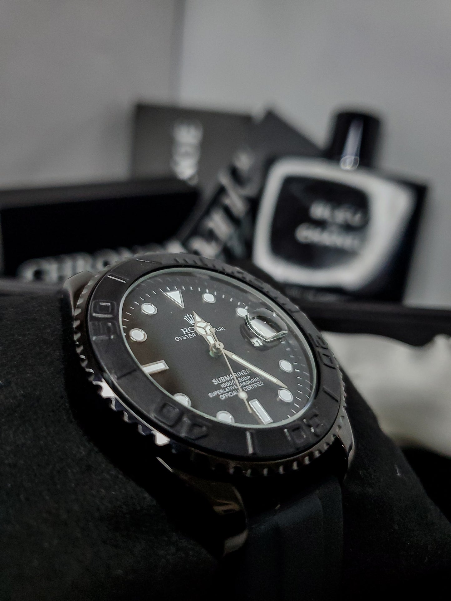 RLX Yacht Master - 40mm | Black Edition (60% OFF)
